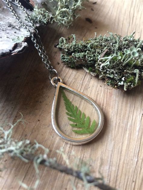 nudify.net|Sudify Transforms Botanicals into Bold Jewelry